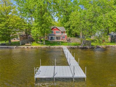 16 Woodland Drive