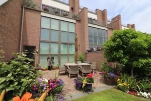 206 Portside