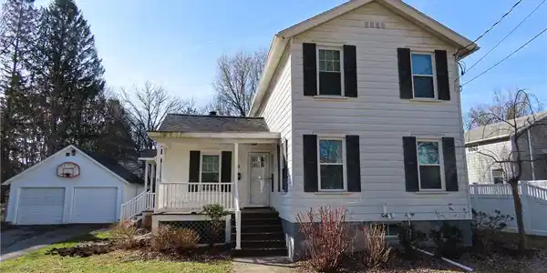 59 Leitch Avenue