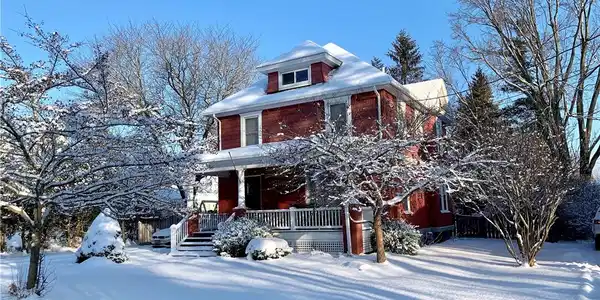 90 W Genesee Street