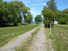 2795 Lake