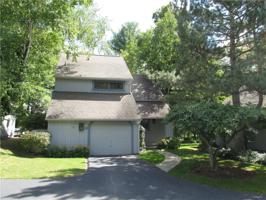 8 Andrews Way