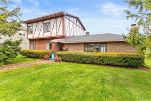 595 Ontario Drive