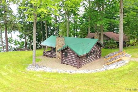 8208 Lakeshore Drive