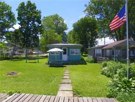 2 Loomis Lane