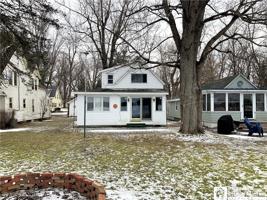 153 Front Street