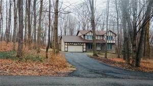 8 White Tail Lane