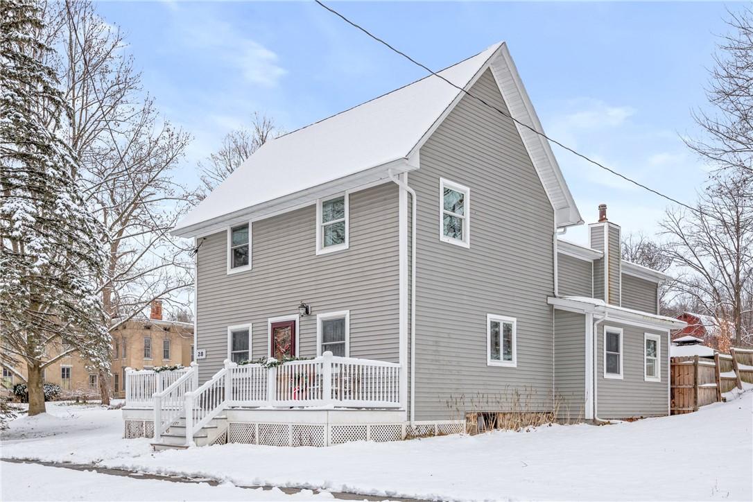 Image 2: Classic 2 story house