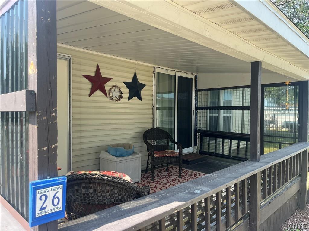Image 3: Porch