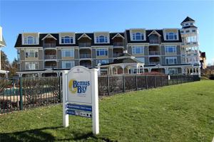 50 Lakeside Drive