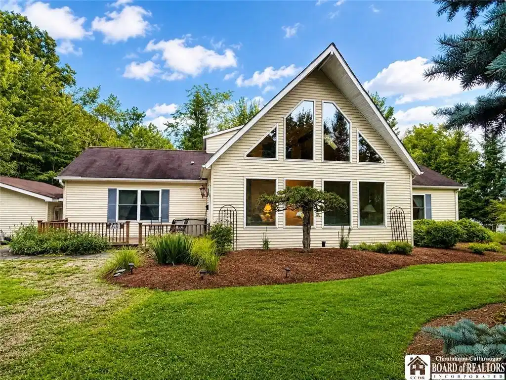 Image 1: Welcome to 5991 Elm Ave.