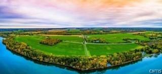 Image 4: Claim your Piece of the Pie