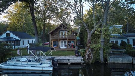 8438 Tuttle Road