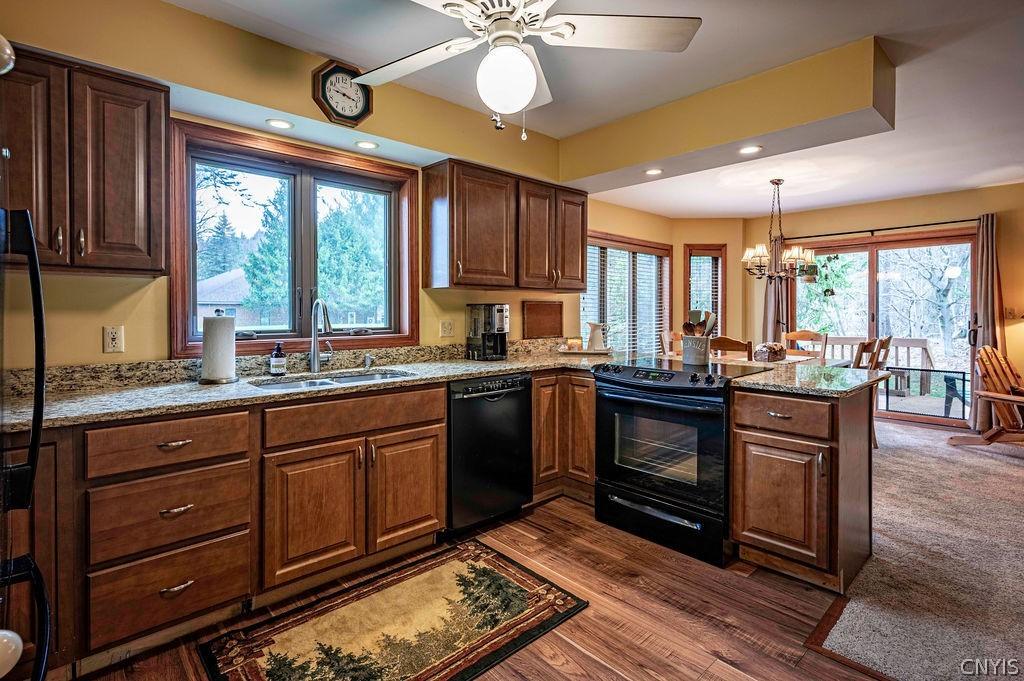 Image 4: Fully Equipped Kitchen