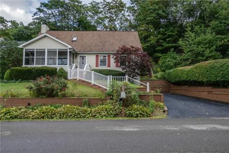 643 E Lake Road