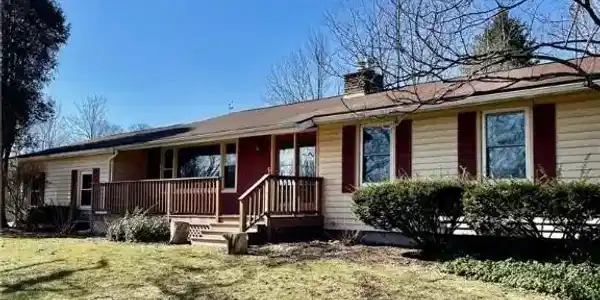 1919 W Lake Road