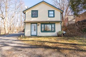 5109 E Lake Rd Road