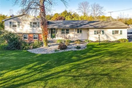 64 Manitou Beach Rd