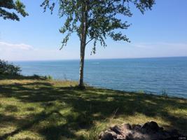 132 S Rainbow Shores Road