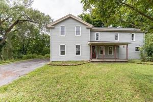 6223 E Lake Road