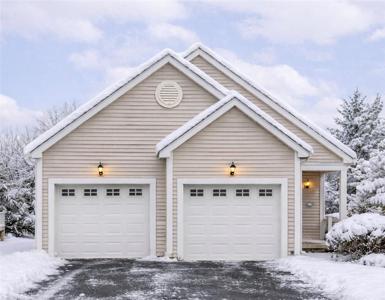 5563 Lakewood Trail