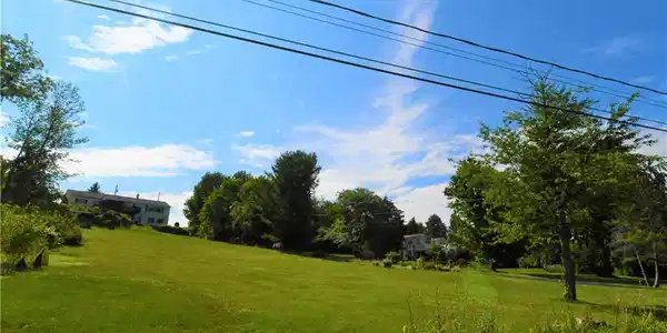 2442 W Lake (Winding Way) Road