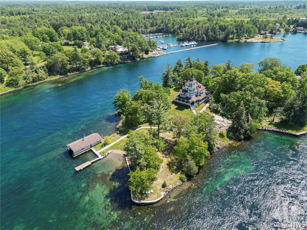 Comfort Island Weddings, a tiny island wedding venue in Alexandria Bay, NY