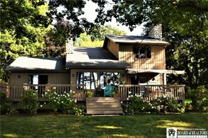 8034 Route 5 (E Lake Rd)