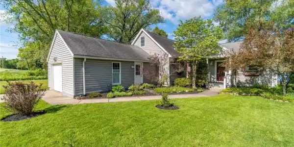 Image 3: front of home