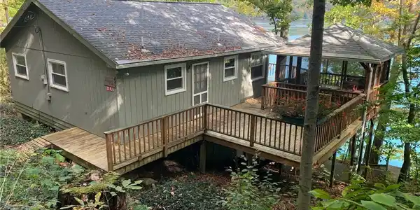 20 Cliffside View