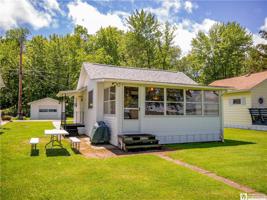 31 Loomis Bay Road