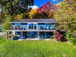 5307 W Lake Road