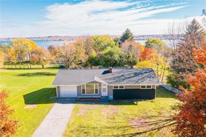 3685 W Saddleback Road