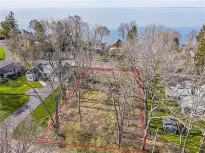 1056 Lake Rd