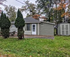 6727 Lakeshore Road N