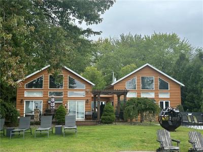 2328 Lake Shore Drive