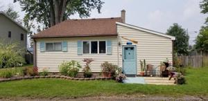 6057 Lakeview Crescent