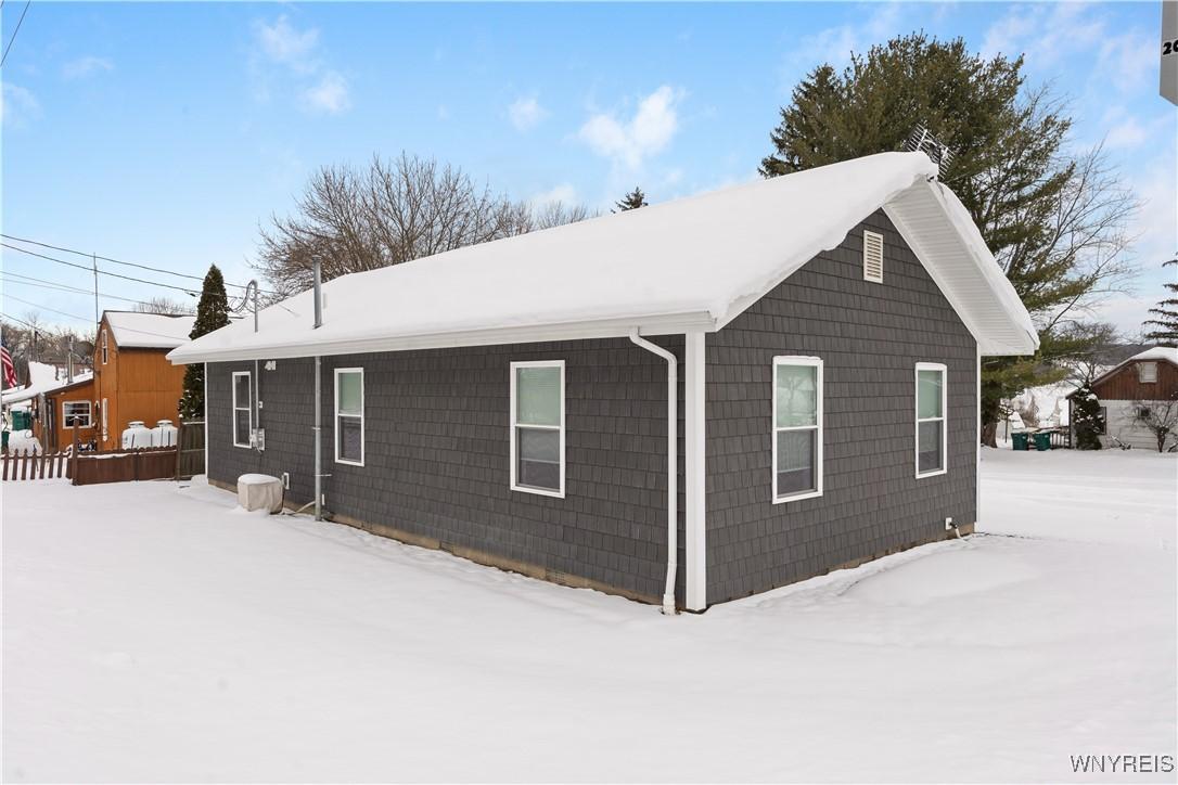 Image 2: Exterior view