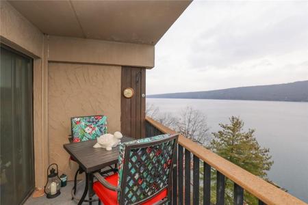 37 Cliffside Drive