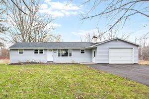 6495 Lakeshore Road