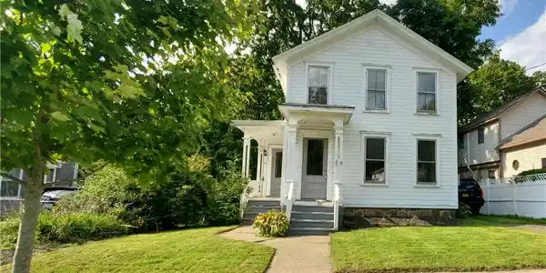 27 Onondaga Street