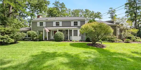 3346 E Lake Road
