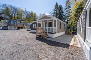 5118 E Lake Rd Road