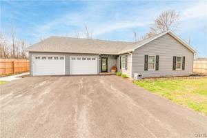 7411 Mapleview Road
