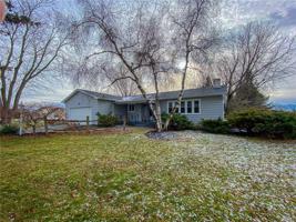 3544 Honeysuckle Road