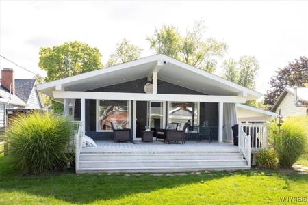 9364 Lake Shore Road