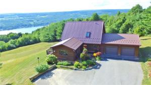 4582 Scott Road