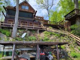 2657 W West Lake Road