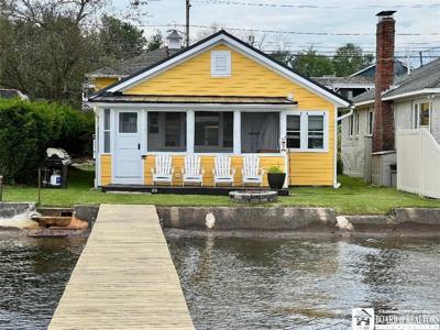 130 W Lake Road