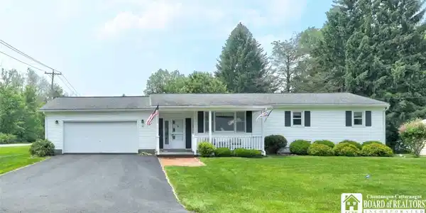 16 Glenwood Avenue